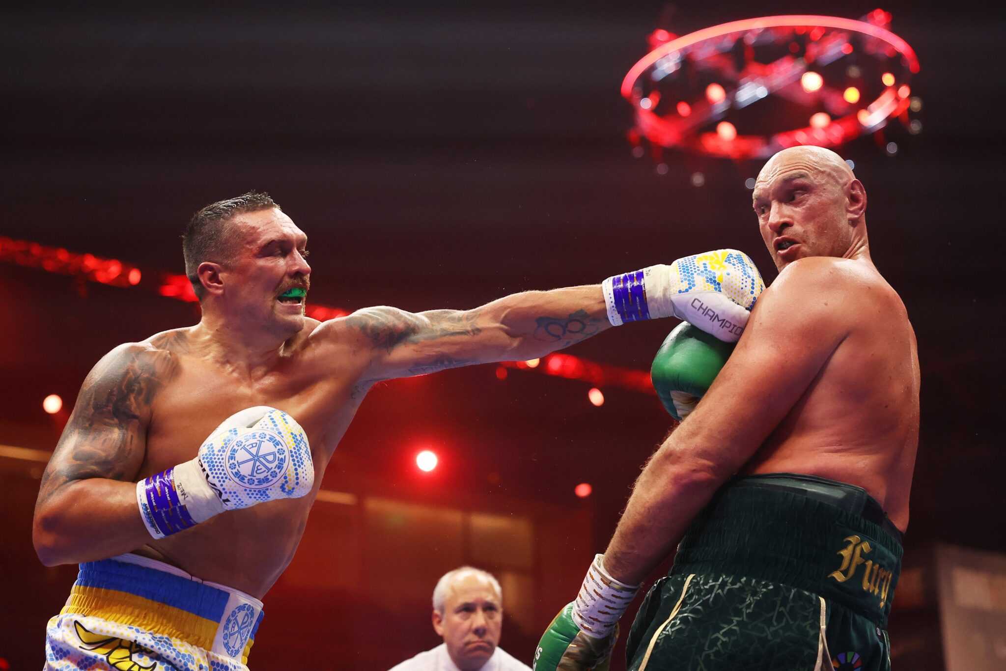 Tyson fury usyk live score